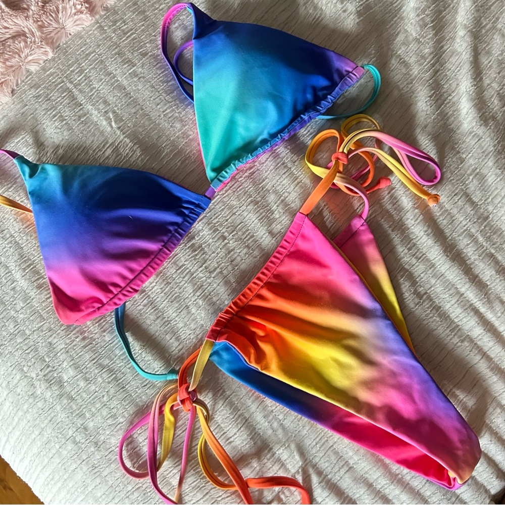 Berry Beachy Swim Colorful Bikini Set